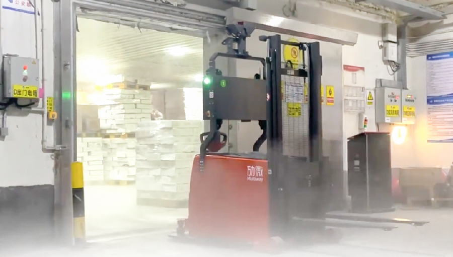 Multiway Robotics-25℃versão câmara friaEmpilhadeira Não TripuladaSoluções