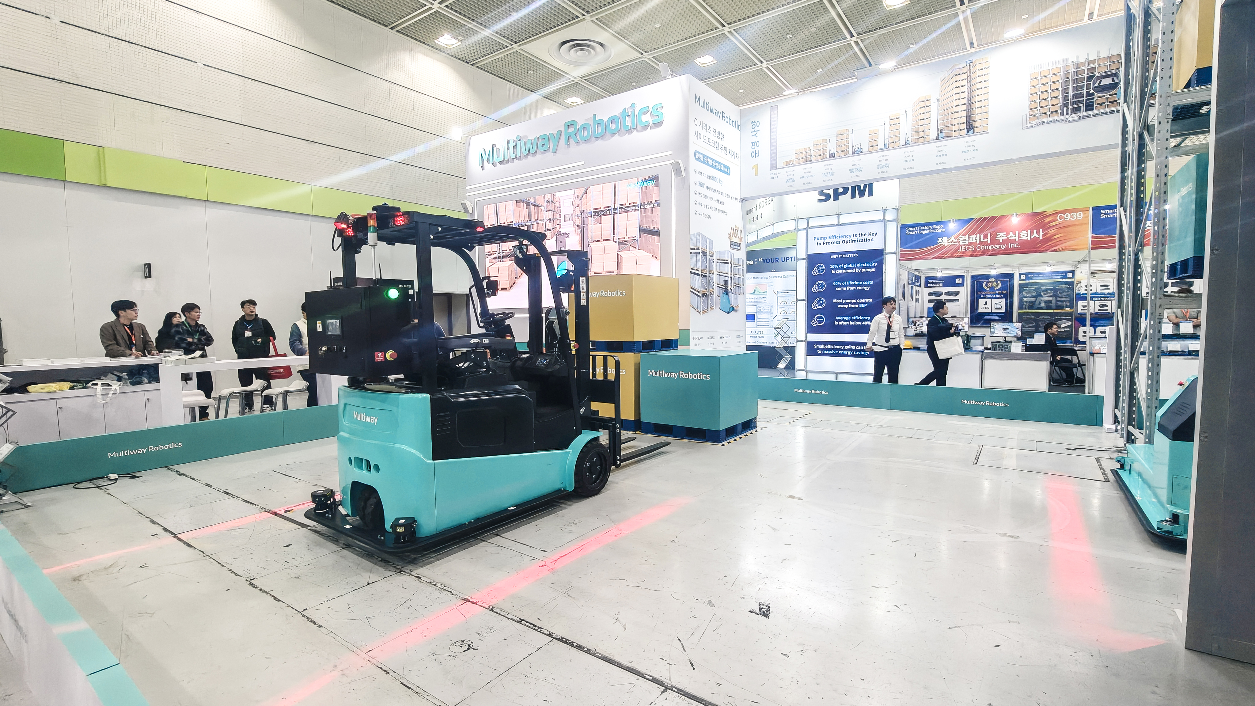 2 劢微2026展会MW-Q20无人叉车.jpg